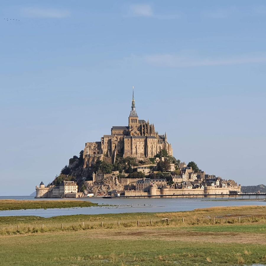 L'Abrincat'Studio, Centre Entre Donjon Et Vue Mont Avranches Eksteriør billede